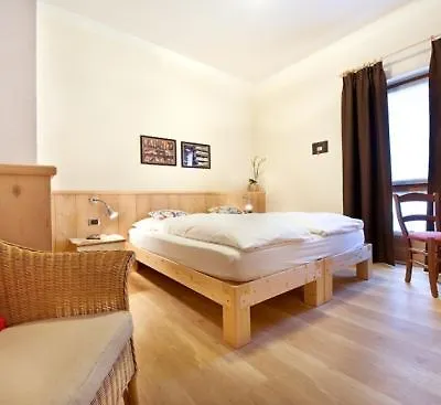 Alegra Hotell